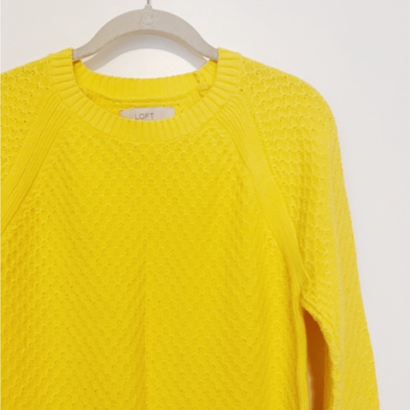 LOFT Textured Raglan Sweater - Picture 3 of 4